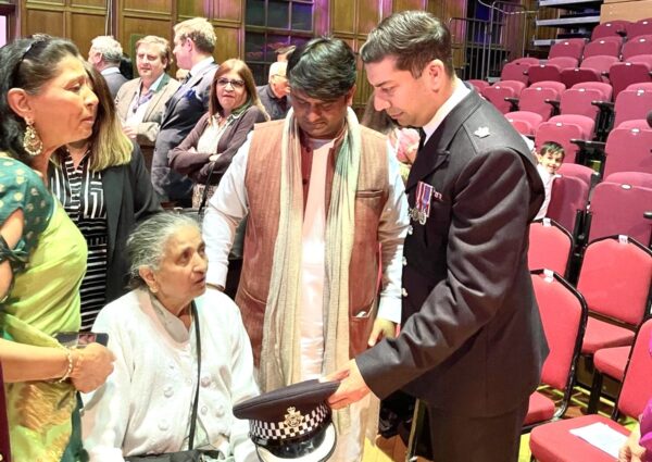 HH Rajrajeshwar Guruji Graces the Mayoral Ceremony of Cllr Anjana Patel