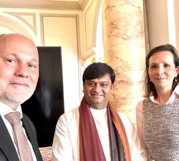 In collaboration at the Embassy of Hungary in London.