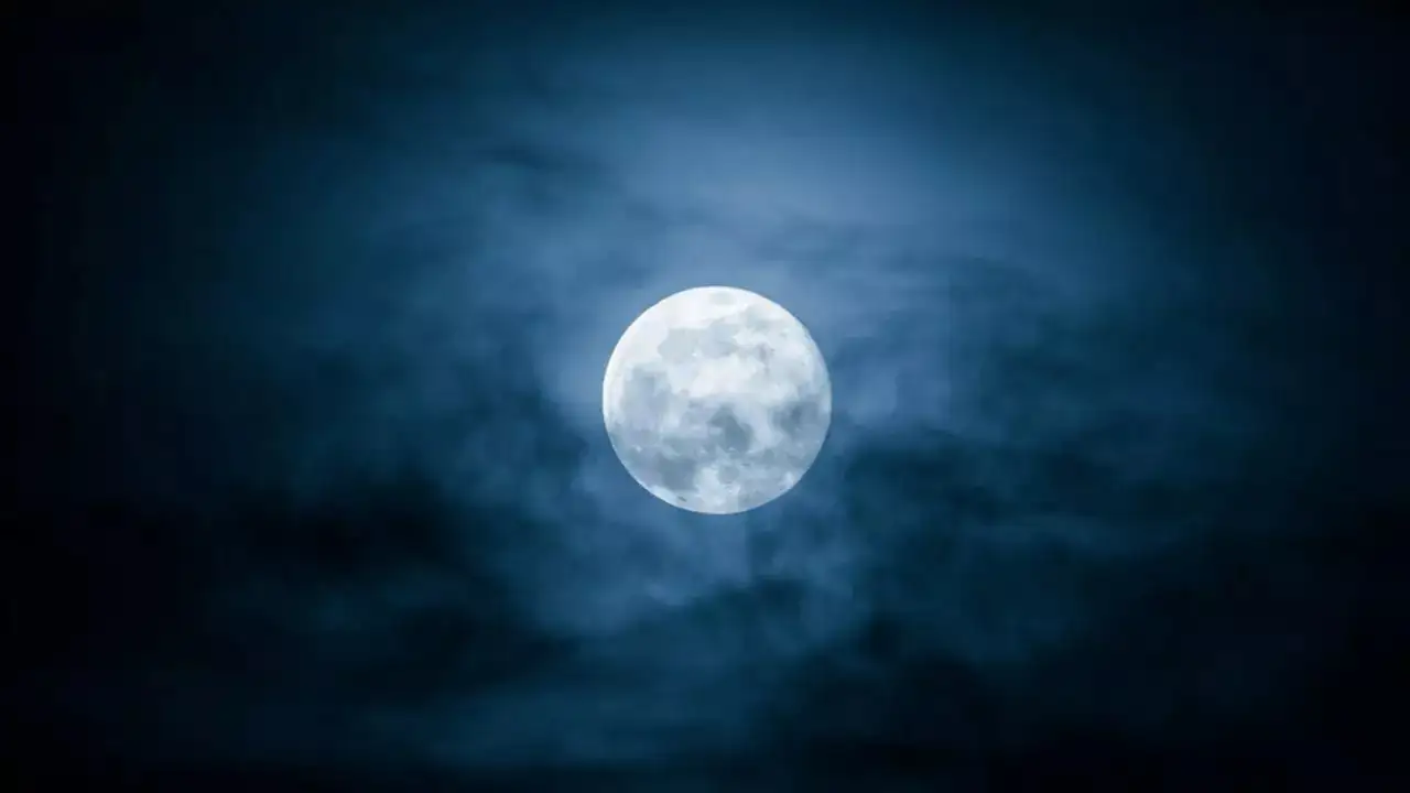 Full Moon (Purnima) and Its Importance in Sanatan Dharma