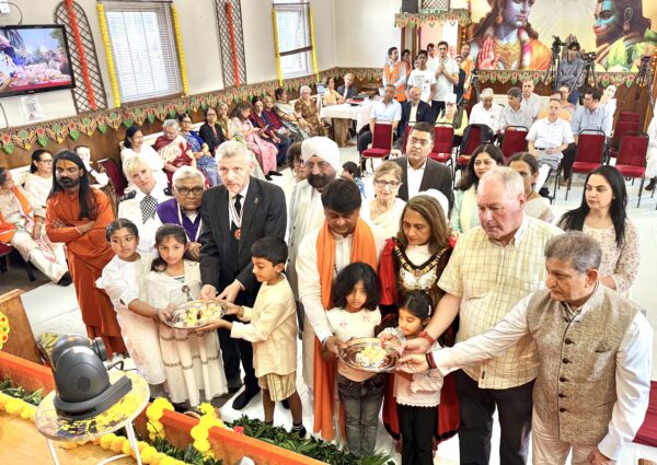 Pays Tribute to Victims of the Air India Crash.
