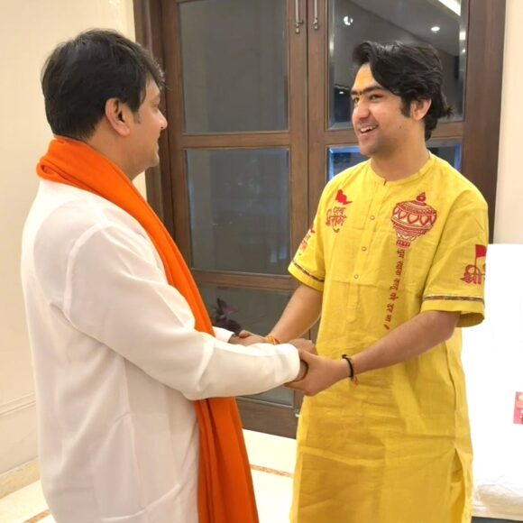 A grand Sanatan Yatra in Delhi with Guruji.