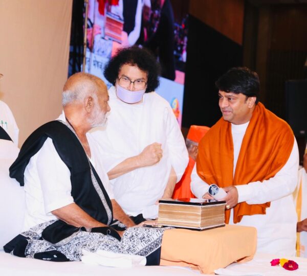 Guruji Graces Shri Ram Katha for World Peace at Bharat Mandapam Delhi.