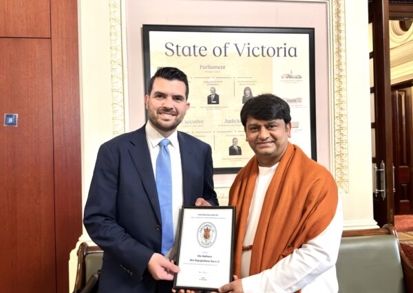 Guruji received a recognition certificate at the Interfaith Leaders Gathering in Parliament House, Melbourne.
