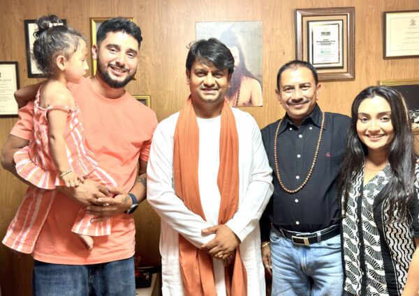 Mr. Dipak Bhatt is a distinguished master miniaturist who received a blessing from Guruji in London.