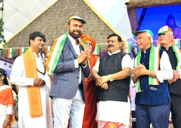 India’s 80th Independence Day celebrated at Siddhashram London in historic gathering of saints, parliamentarians and community leaders